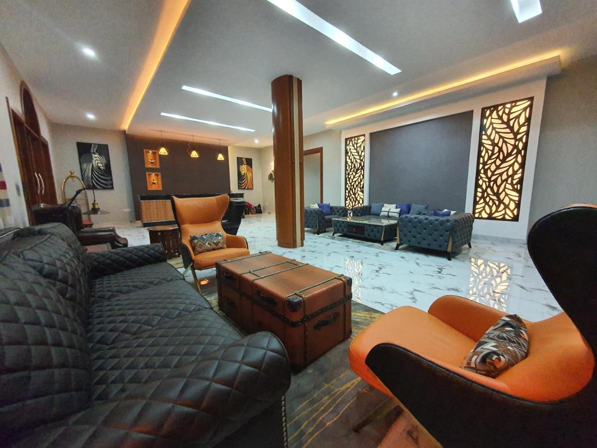 ארושה Silver Palm Hotel מראה חיצוני תמונה