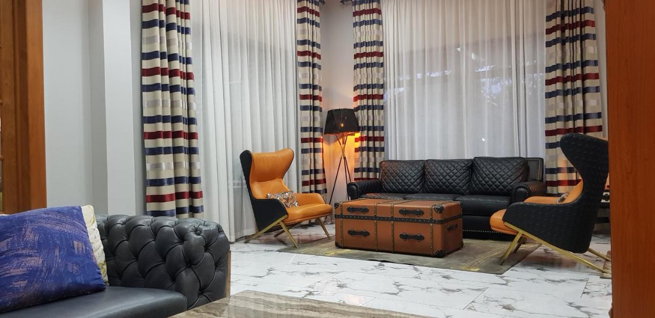 ארושה Silver Palm Hotel מראה חיצוני תמונה