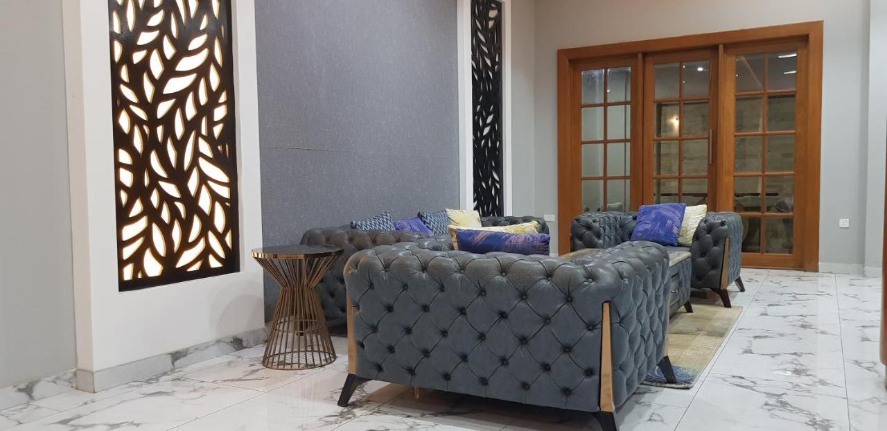 ארושה Silver Palm Hotel מראה חיצוני תמונה